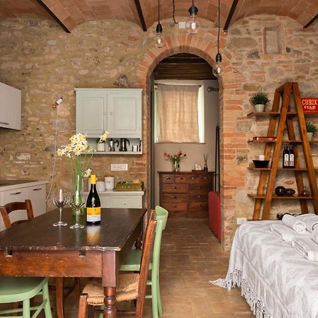 Il Borghetto - La Bottega Di Adele Loft Lejlighed Castelnuovo dellʼAbate Eksteriør billede